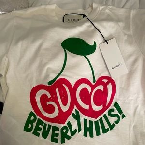 gucci t-shirt beverly hills cherry